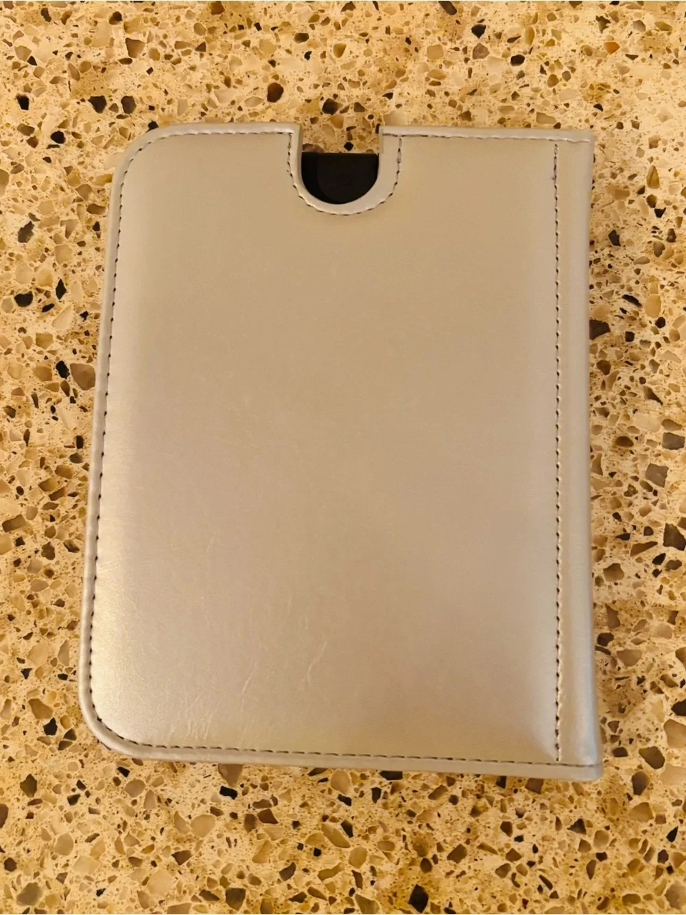 Barnes & Noble Nook eReader included with Protective Case